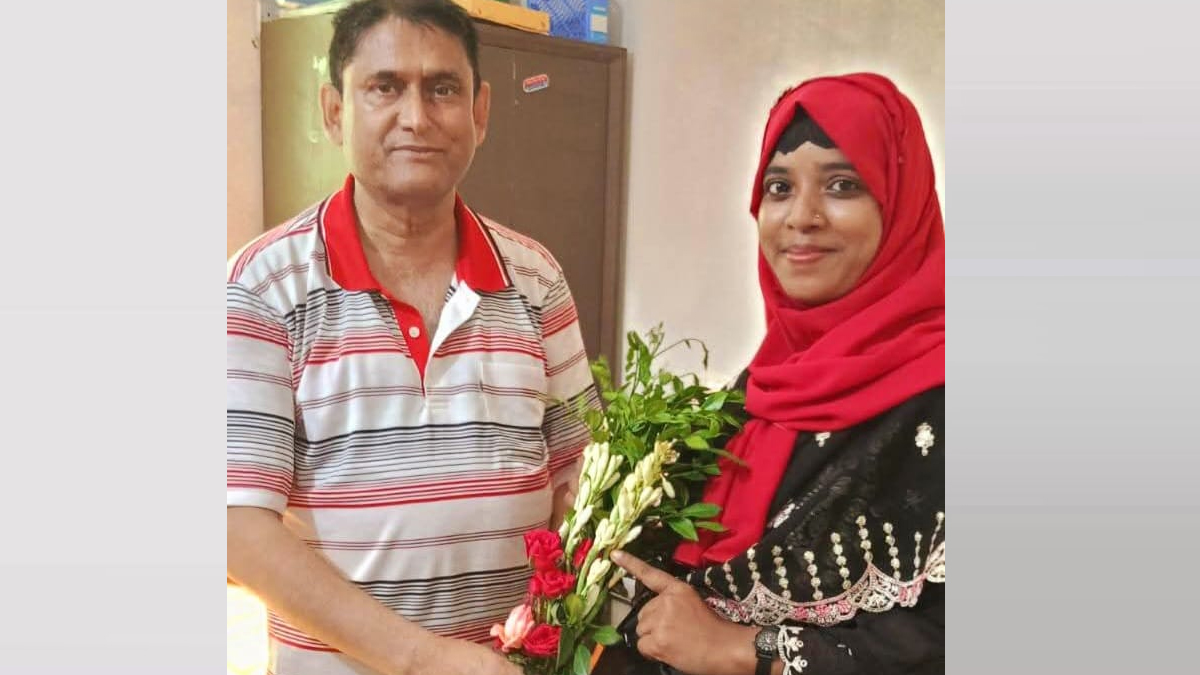 নওগাঁ-৪ আসনে সংসদ সদস্য ইকরামুল বারী টিপু ‘ডাক্তার ভাই’ হিসেবে বেশি পরিচিত