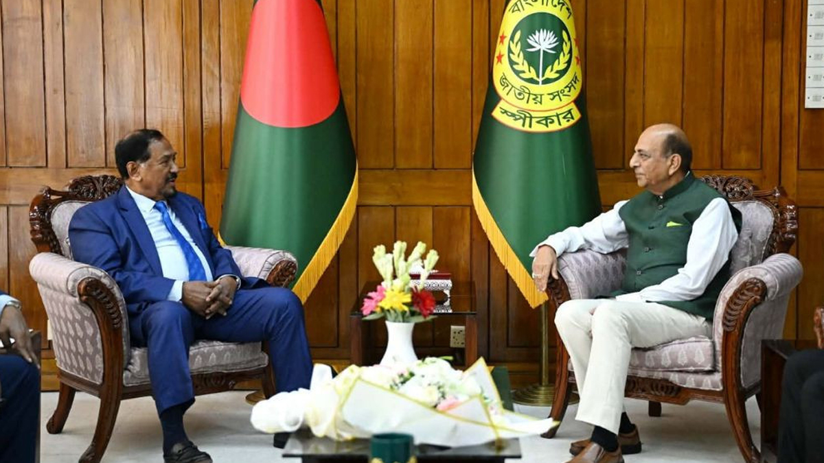 বাংলাদেশের প্রধানমন্ত্রীর ভারত সফর নিয়ে আলোচনা চলমান: দীনেশ ত্রিবেদী