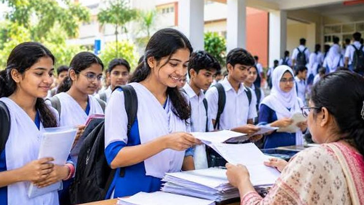 কলেজ পরিবর্তন করতে চাইলে বাতিল করতে হবে প্রথম ধাপের ভর্তি