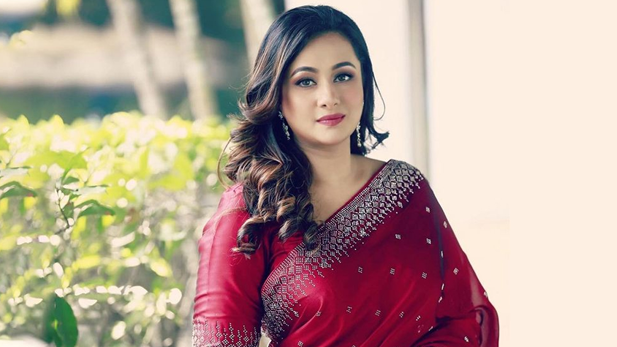 জীবনের ঝড় নিয়ে পূর্ণিমার বিশেষ বার্তা