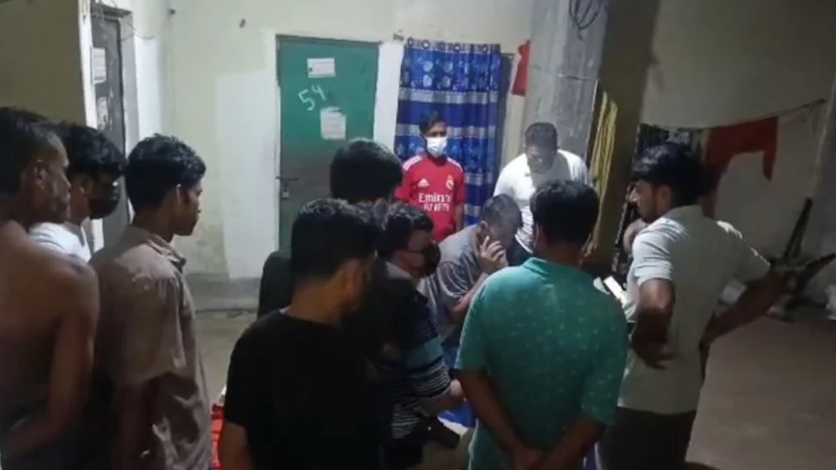 আশুলিয়ায় তালাবদ্ধ ফ্ল্যাটে ৩ ম.র.দে.হ, রহস্য ঘনীভূত
