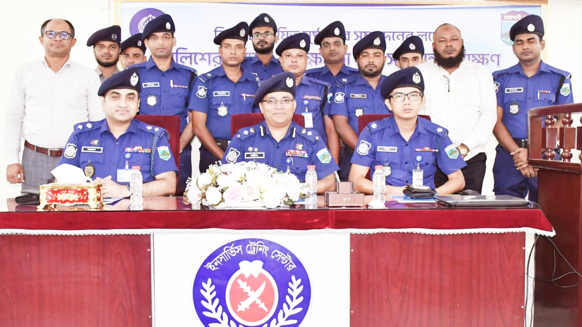 স্থানীয় সরকার নির্বাচন ঘিরে নওগাঁ পুলিশের প্রস্তুতি