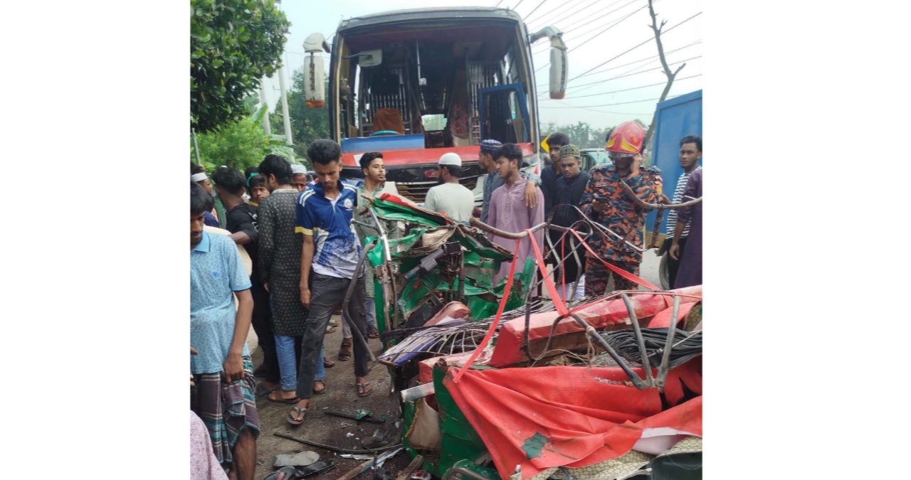 ময়মনসিংহে বাস-সিএনজি সংঘর্ষে ৭ জন নি.হ.ত