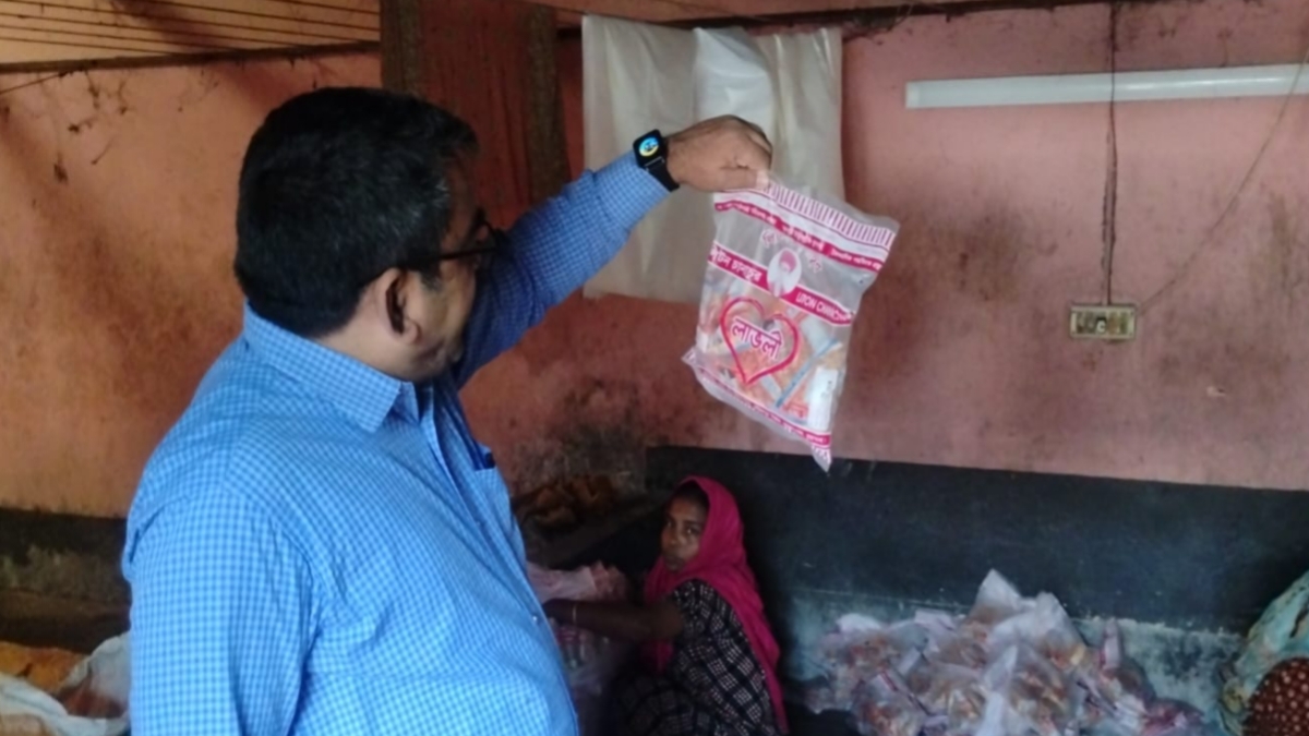 চুয়াডাঙ্গায় অস্বাস্থ্যকর পরিবেশে খাদ্যপণ্য তৈরি, জরিমানা ৮০ হাজার