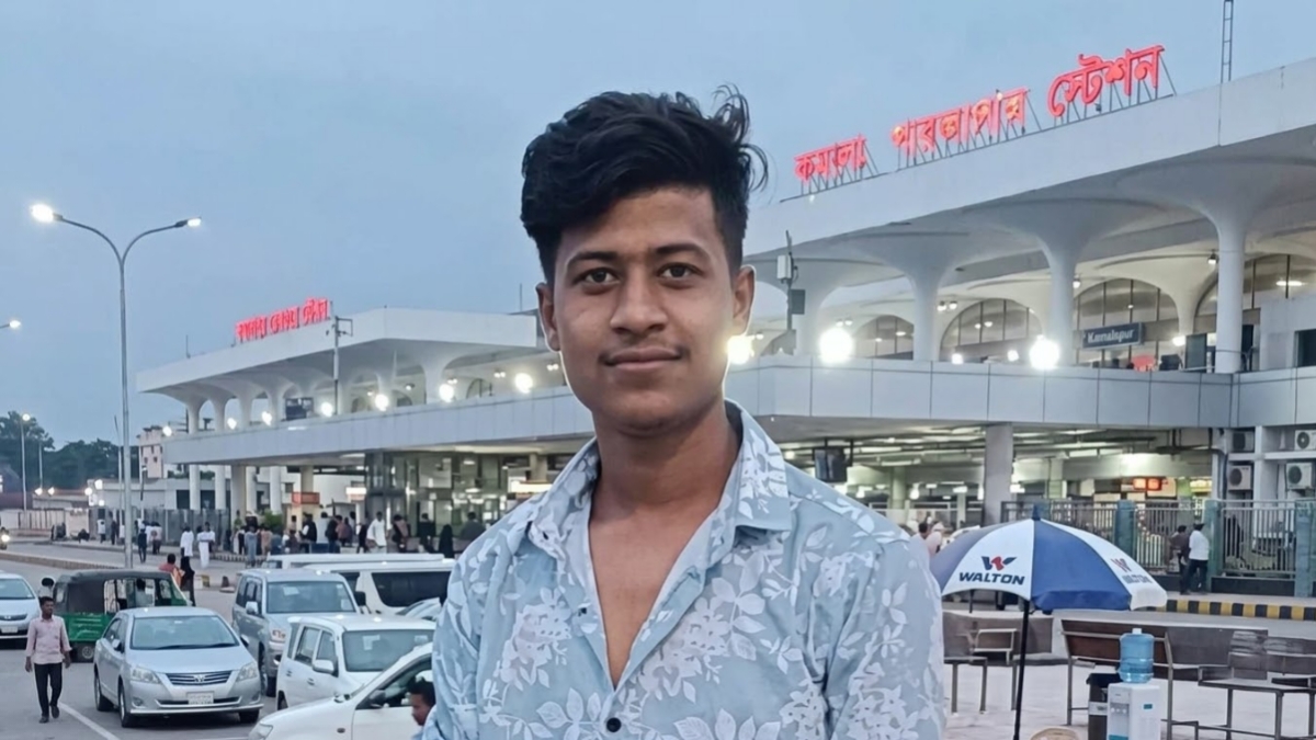 চুয়াডাঙ্গায় স্কুল ছাত্রীদের উত্ত্যক্তের প্রতিবাদ করায় যুবককে পিটিয়ে হত্যা