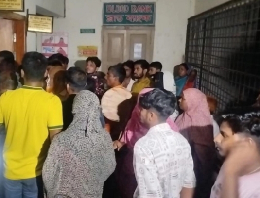 এক কুকুরের কামড়ে ৪২ জন আহত